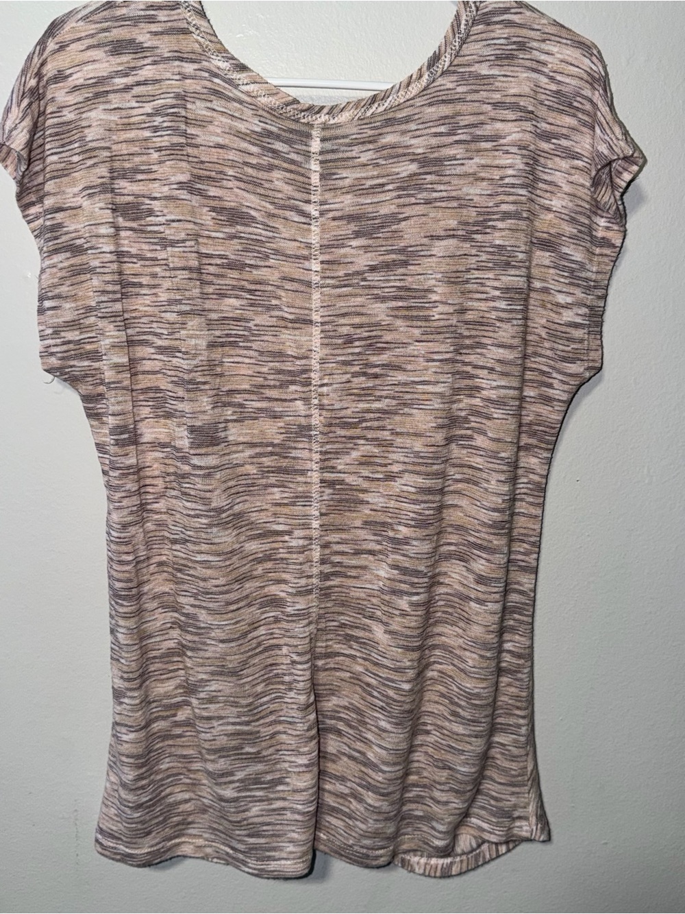 Rock & Republic Neutral Space-Dye Short Sleeve Twist Front Top - Picture 10 of 11